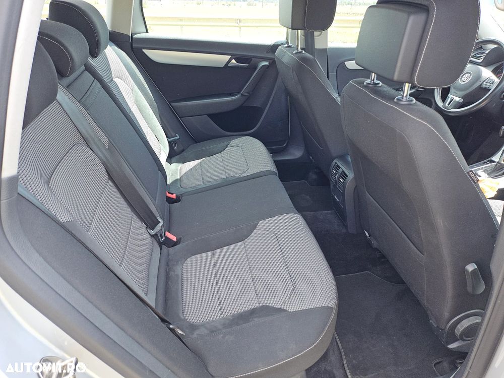 Volkswagen Passat 2.0 TDI DSG BlueMotion Technology Comfortline - 6