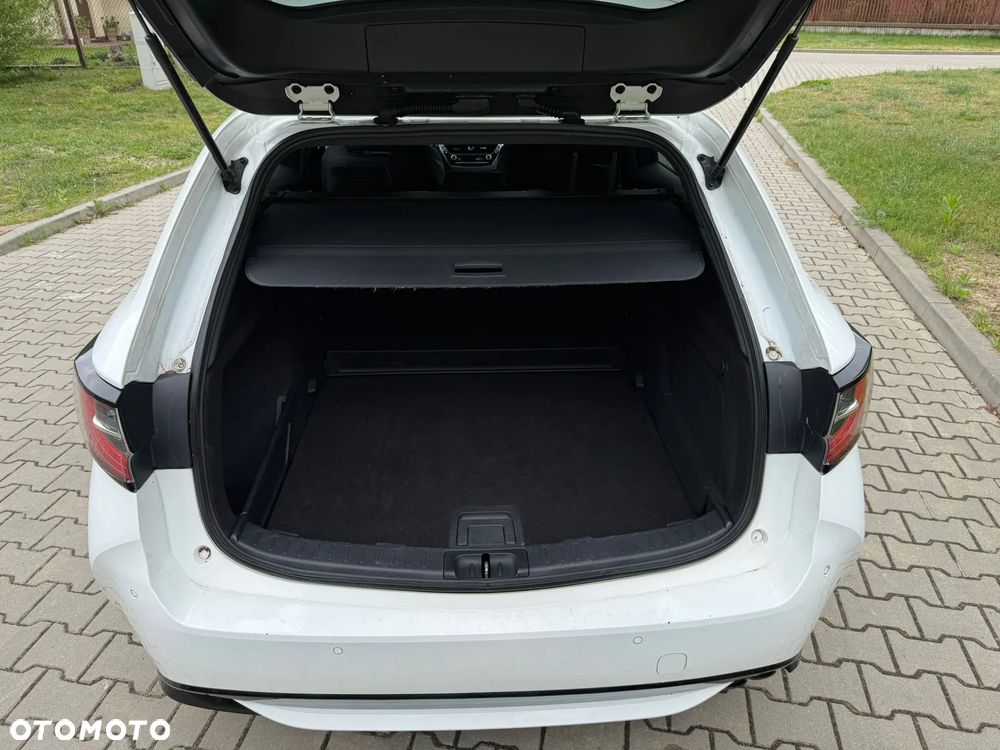 Toyota Corolla 2.0 Hybrid Style - 12