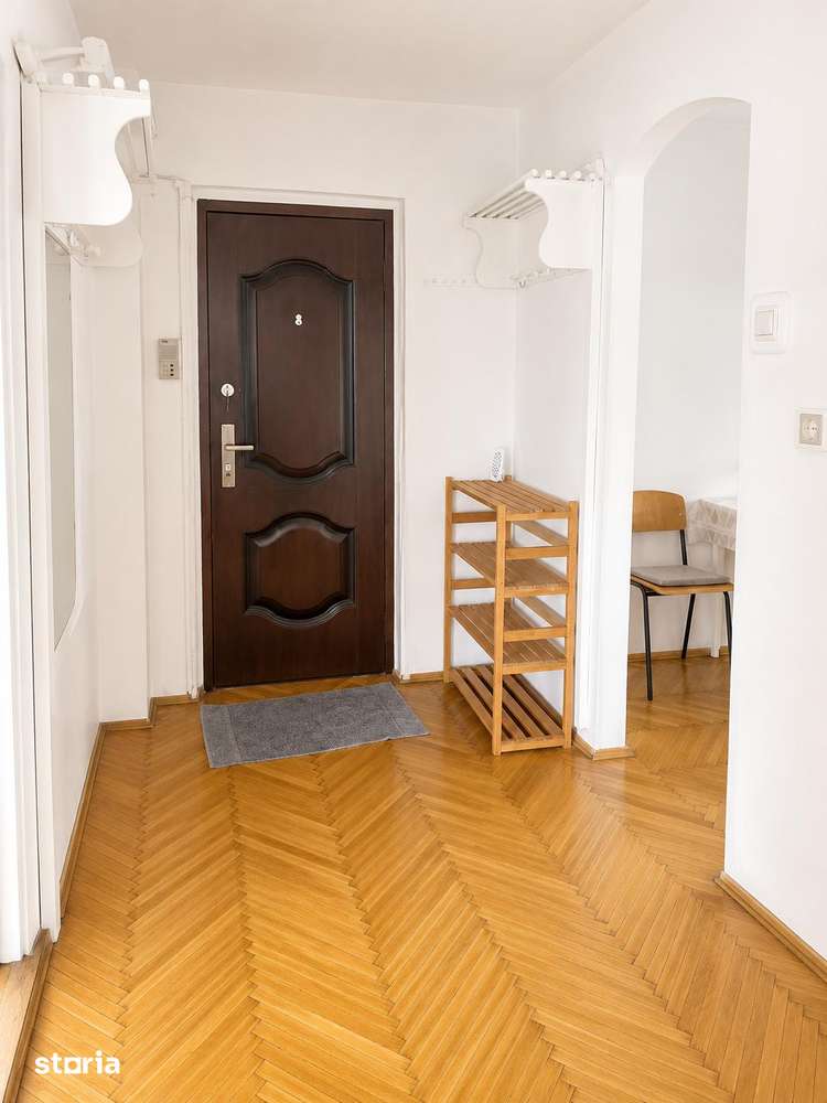 De vânzare apartament 2 camere zona pod Calvaria - Imagine principală: 3/6