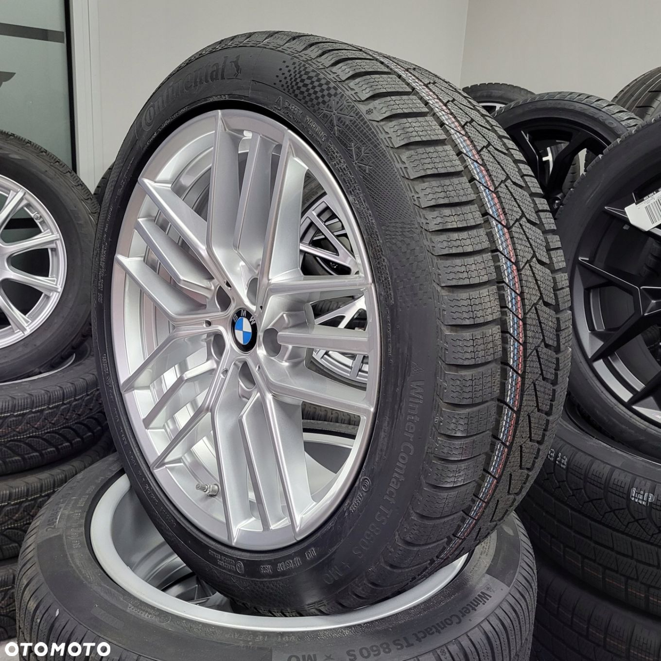19 Zimowe ORYGINALNE BMW 5 G60 G61 933 Nowe - 5