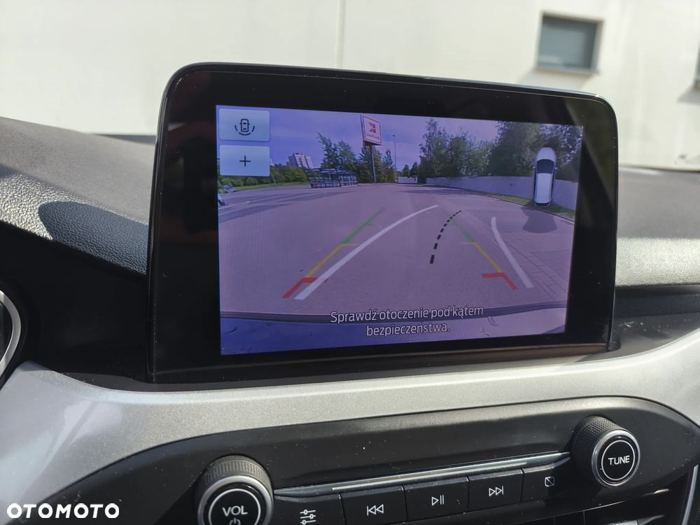 Ford Focus 1.0 EcoBoost Connected - 17
