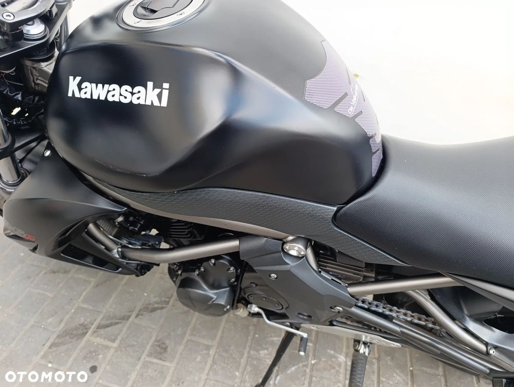 Kawasaki ER - 16