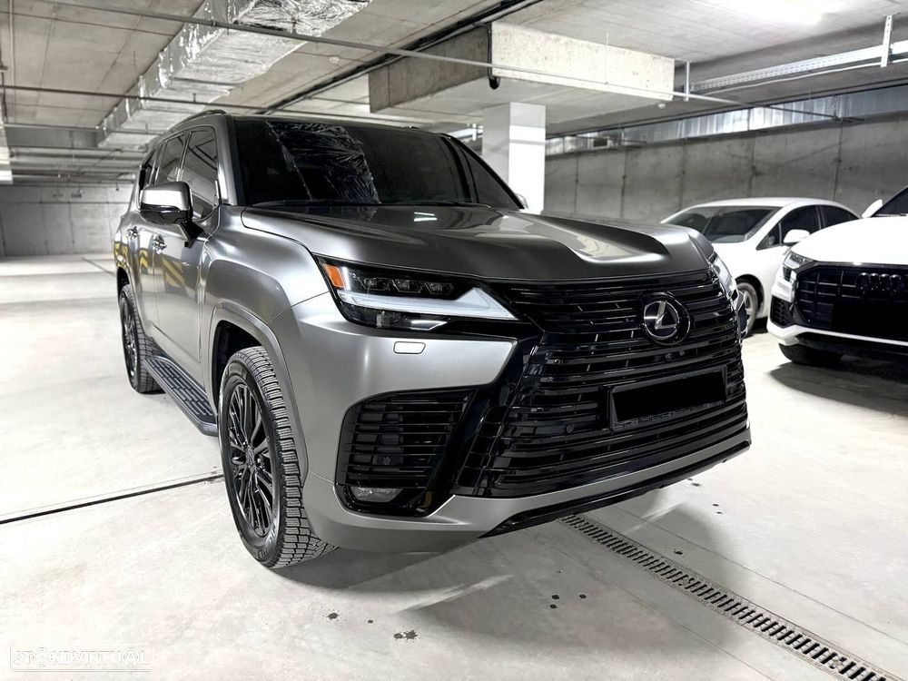 Lexus LX 570 - 8