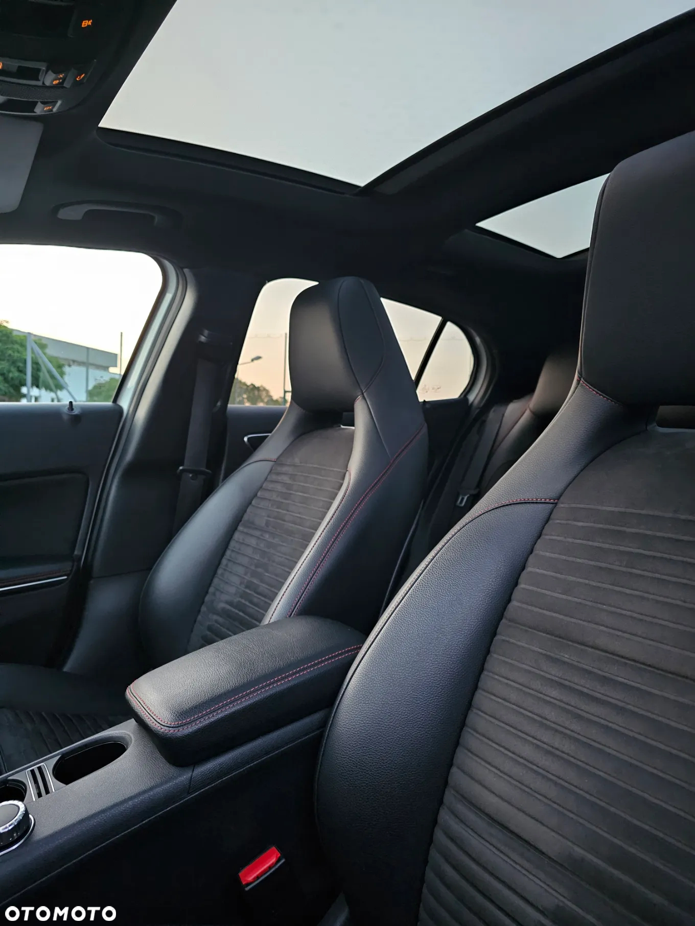 Mercedes-Benz GLA 220 4-Matic AMG Line - 8