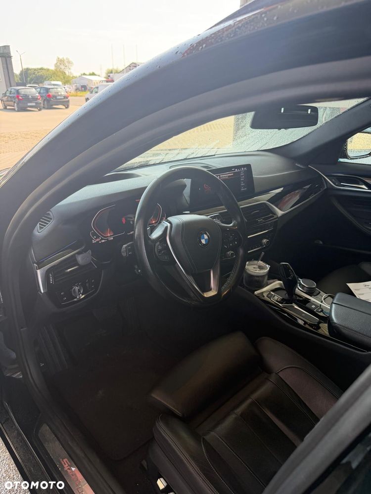 BMW Seria 5 530d Sport Line sport - 5