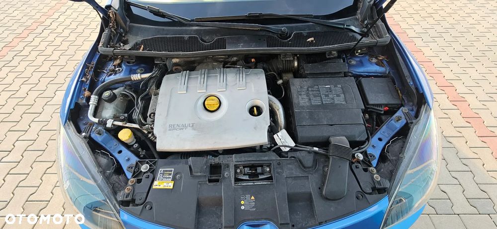 Renault Megane TCe 180 GT - 17