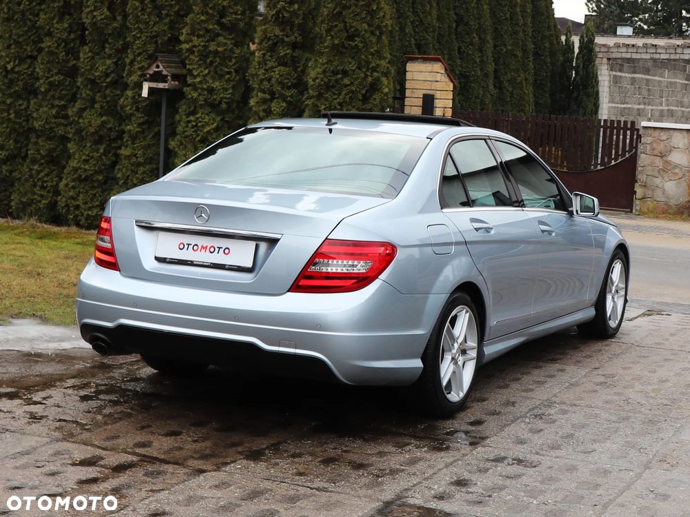 Mercedes-Benz Klasa C 200 Avantgarde Edition - 14