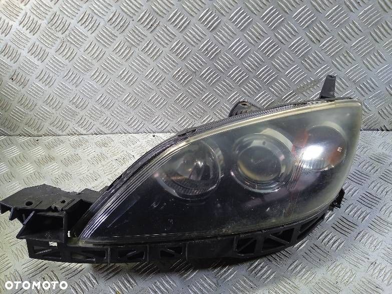 LAMPA LEWA PRZEDNIA MAZDA 3