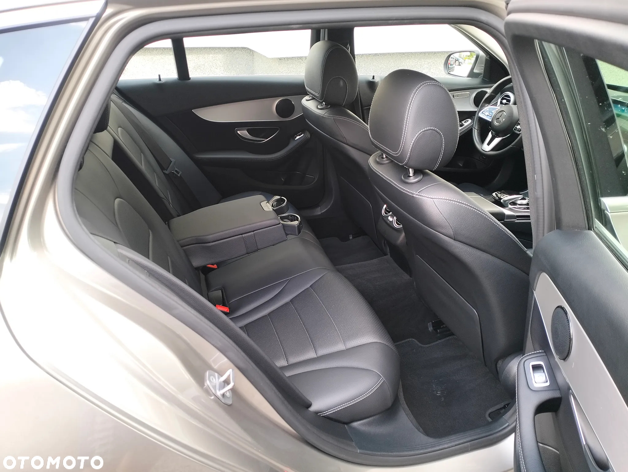 Mercedes-Benz Klasa C 200 d T 9G-TRONIC Avantgarde - 14