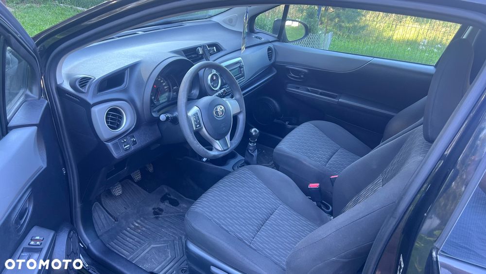 Toyota Yaris 1.33 Prestige - 5