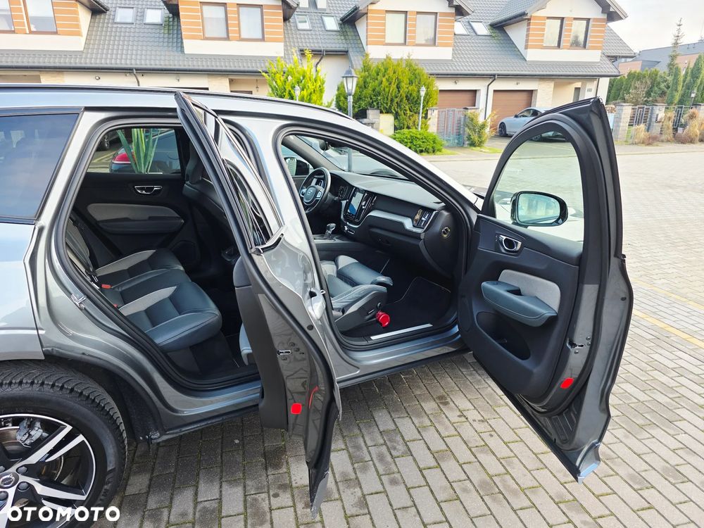 Volvo XC 60 D4 Geartronic RDesign - 14