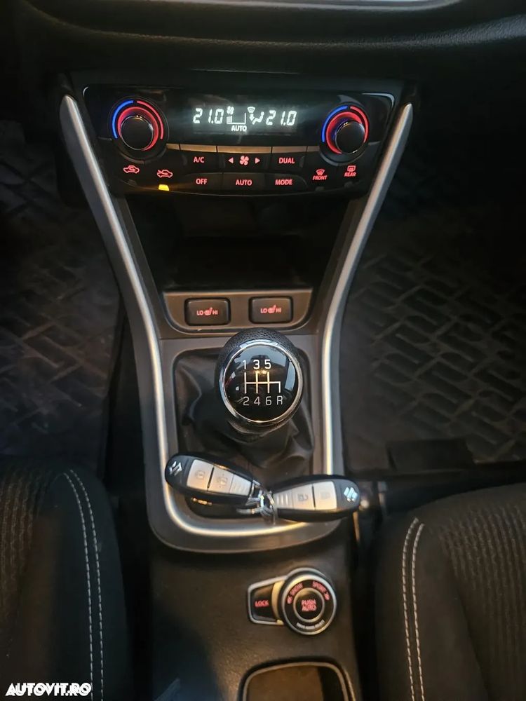 Suzuki SX4 S-Cross 1.4 ALLGRIP Passion - 12