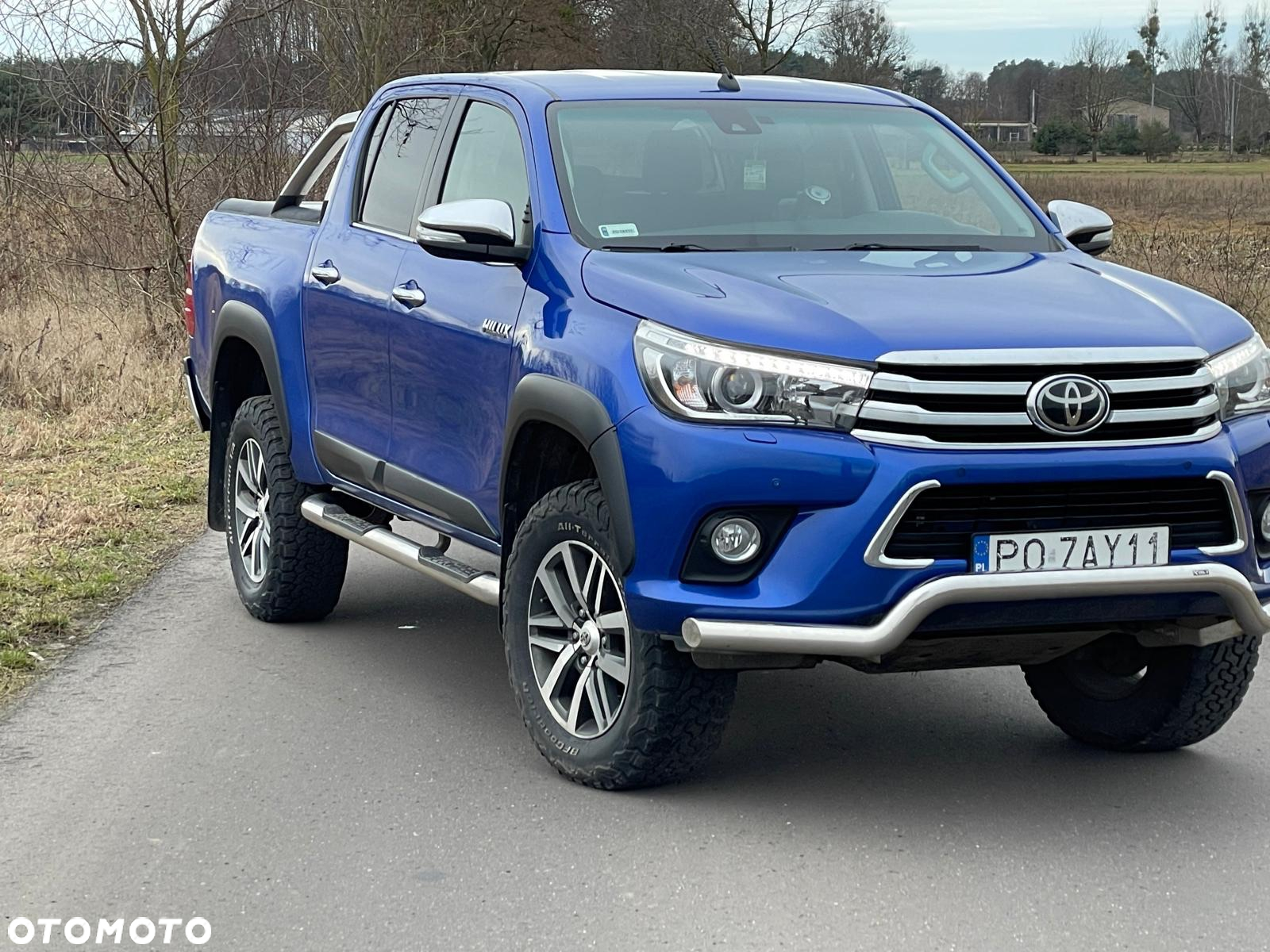 Toyota Hilux 2.4 D-4D Double Cab SR5 4x4