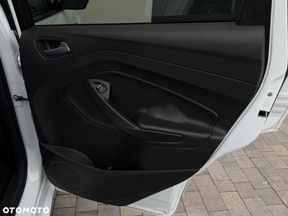 Ford Kuga 2.0 TDCi 4x4 ST-Line - 31