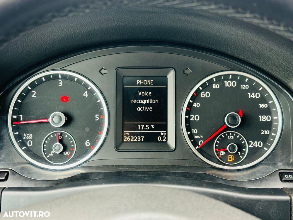 Volkswagen Tiguan 2.0 TDI DPF BlueMotion Technology Trend & Fun - 20