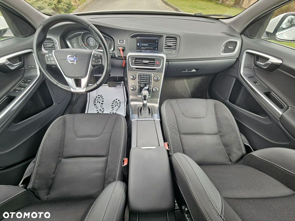 Volvo V60 D3 Geartronic Momentum - 7