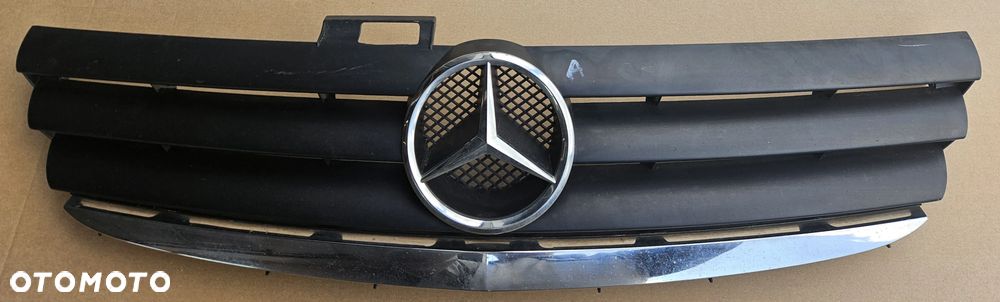 Mercedes W169 A  grill atrapa - 1