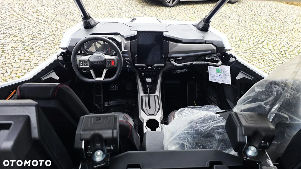 Polaris RZR - 24