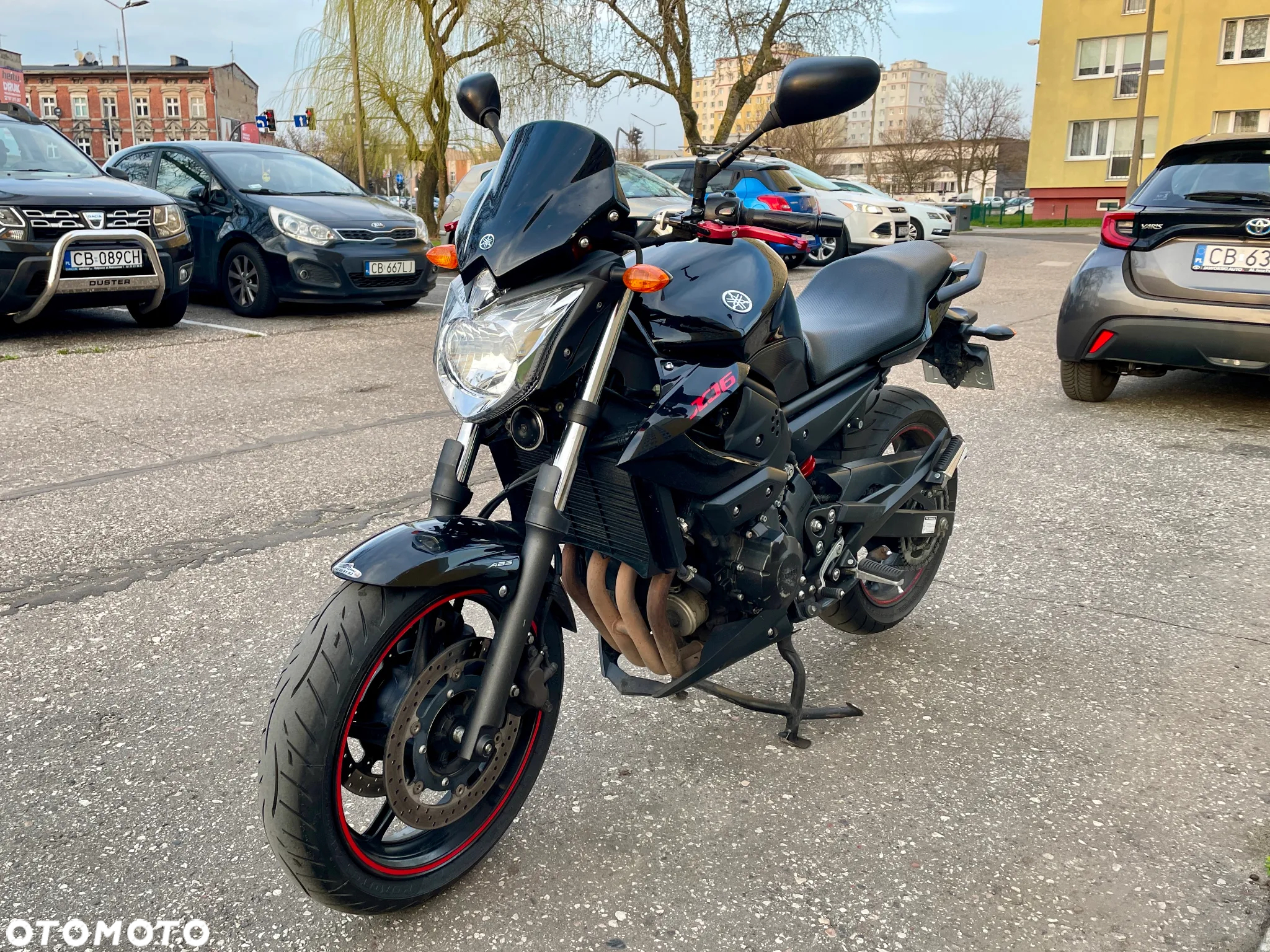 Yamaha XJ - 4