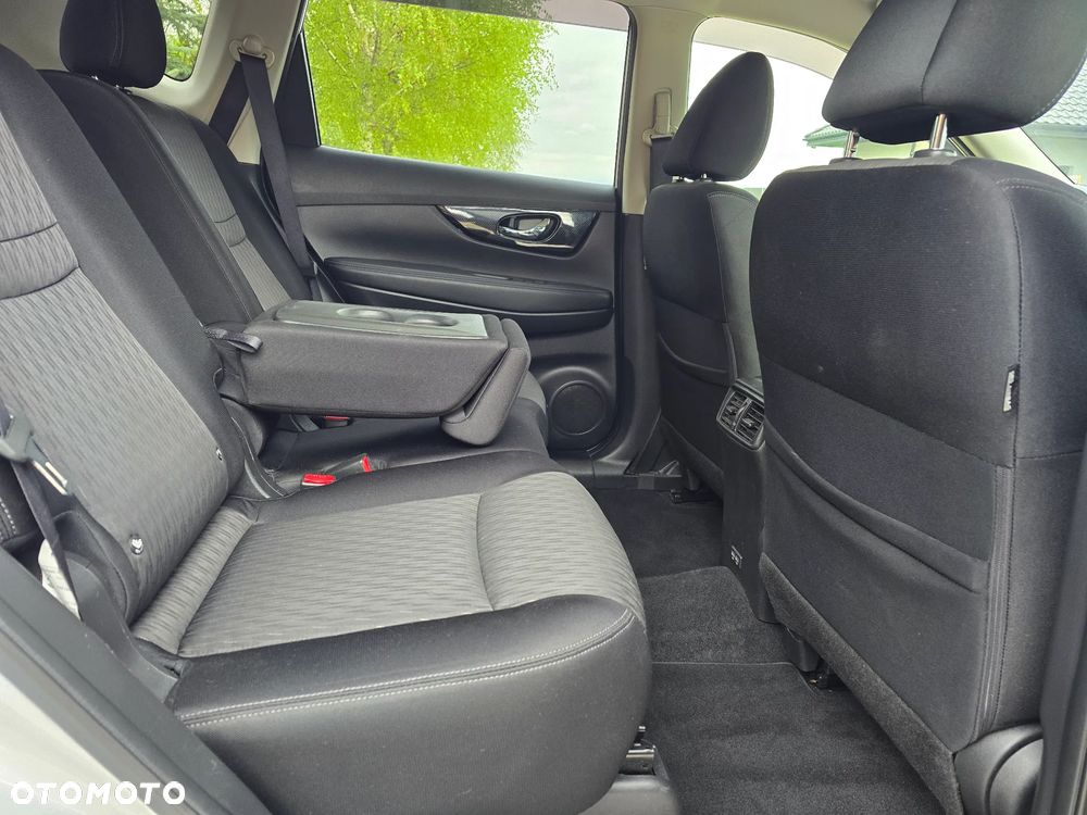 Nissan X-Trail 2.0 dCi ALL-MODE 4x4i Xtronic Tekna - 21