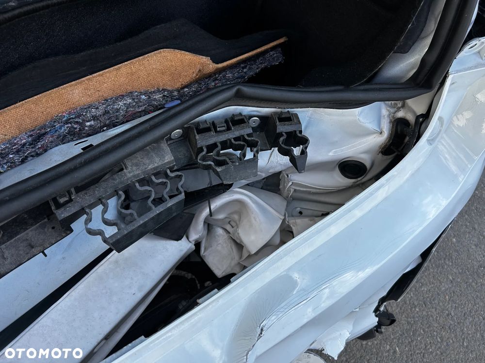Renault Clio - 13