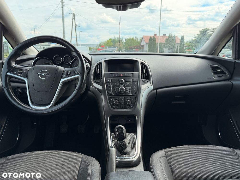 Opel Astra 1.4 Turbo Innovation - 19