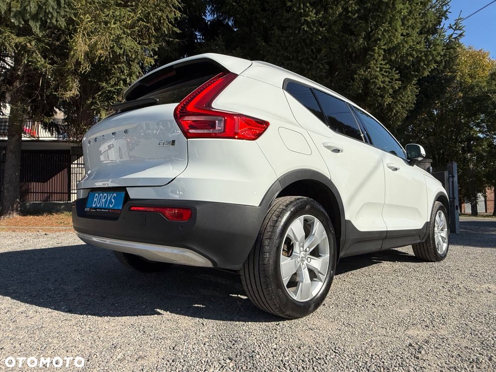 Volvo XC 40 - 35
