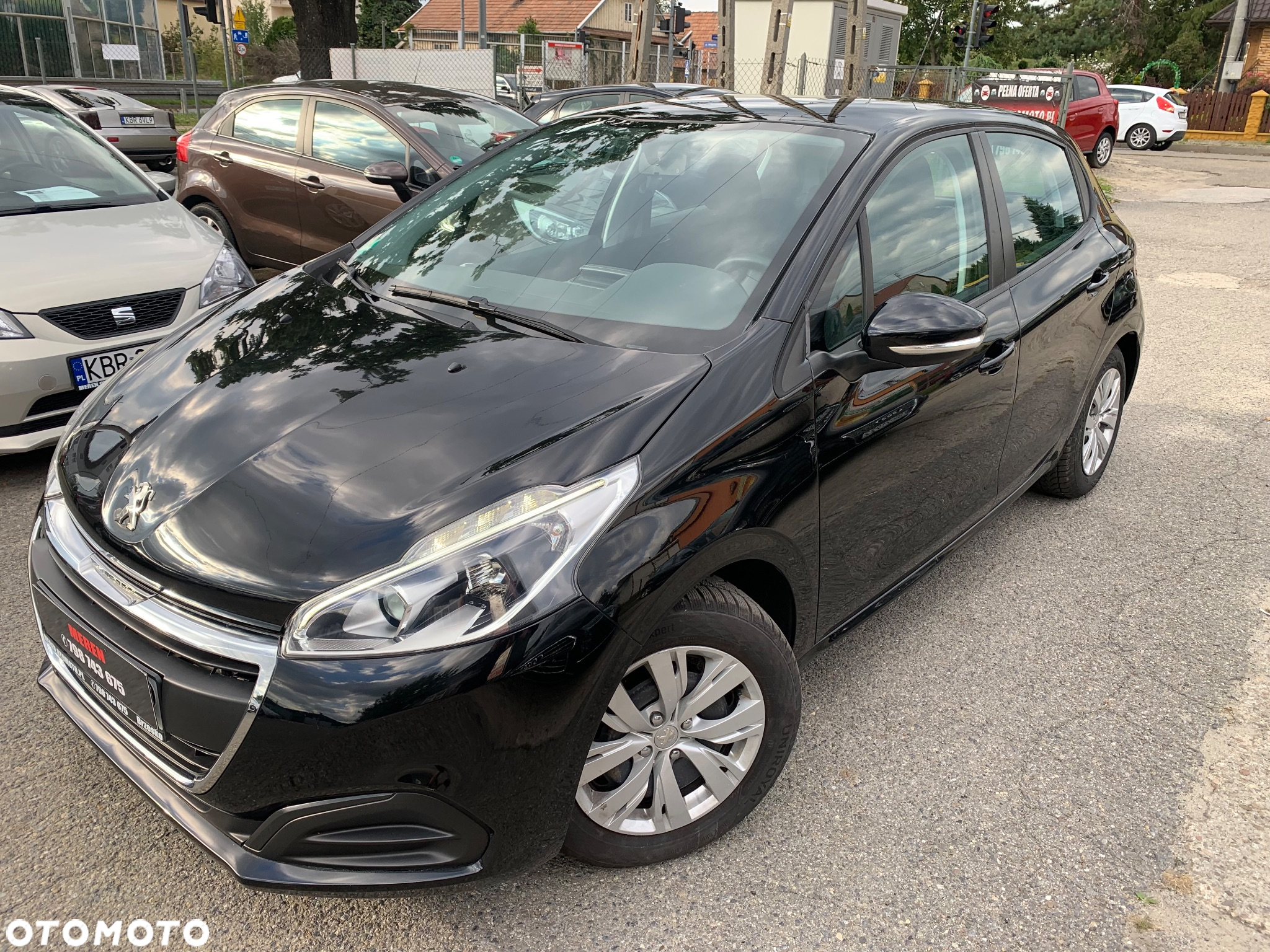 Peugeot 208 1.2 PureTech Allure - 4