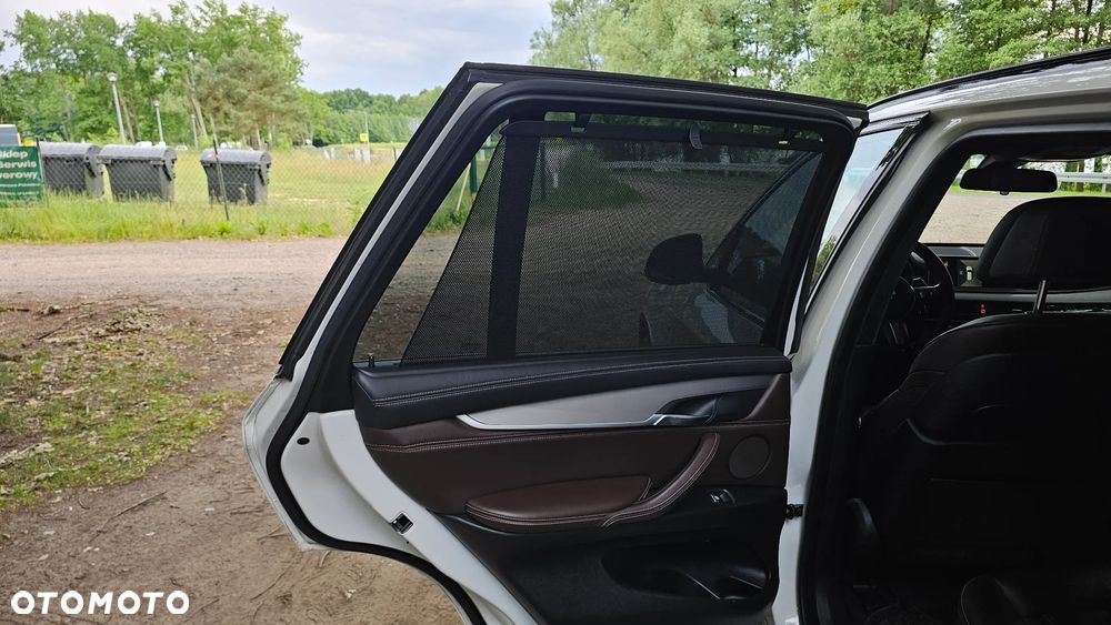 BMW X5 xDrive40d - 14