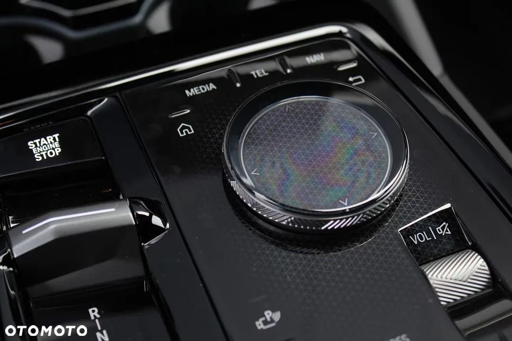 BMW Seria 5 530e xDrive PHEV M Sport - 16