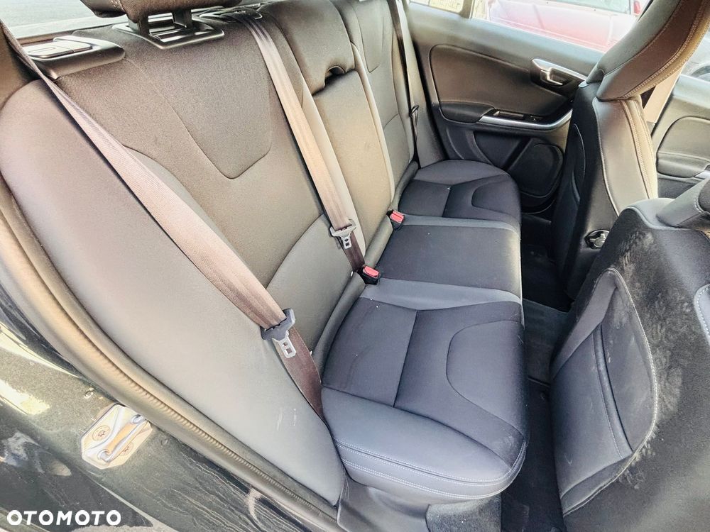 Volvo V60 D4 Drive-E Summum - 25