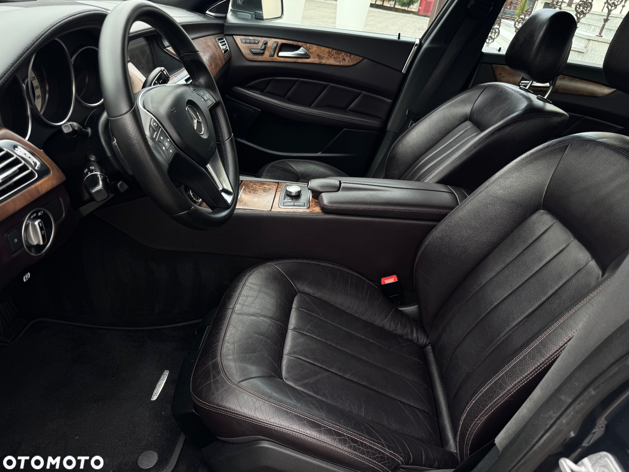 Mercedes-Benz CLS 350 CDI BlueEff - 26