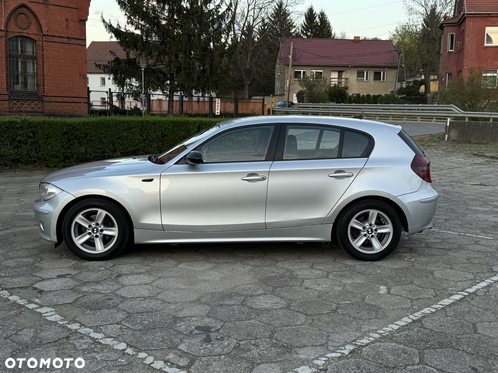 BMW Seria 1 118i - 3