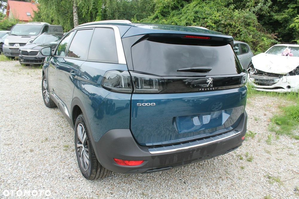 Peugeot 5008 - 7