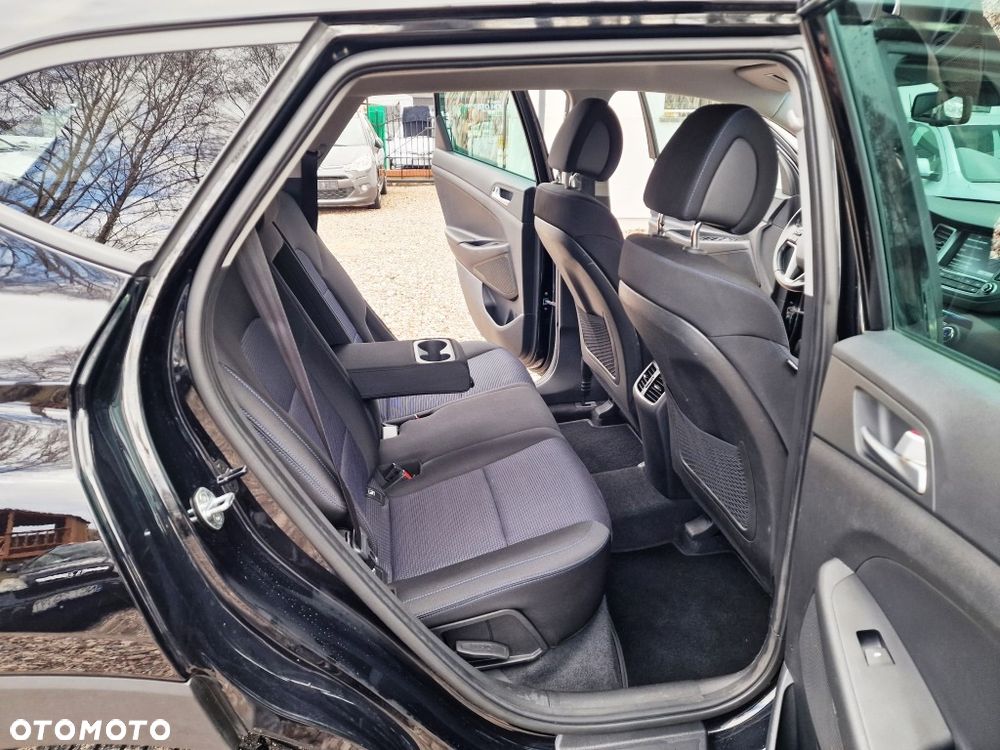 Hyundai Tucson - 16