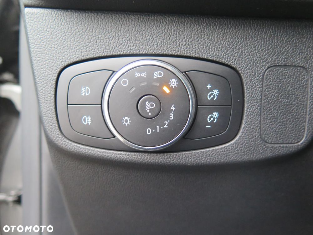 Ford Focus 1.5 EcoBlue SCR Titanium - 22