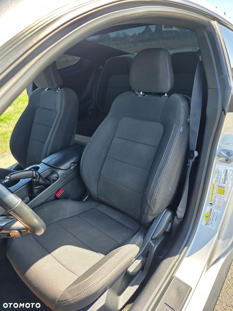 Ford Mustang 3.7 V6 - 30