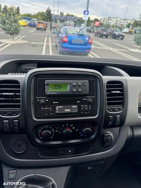 Renault TRAFIC - 7