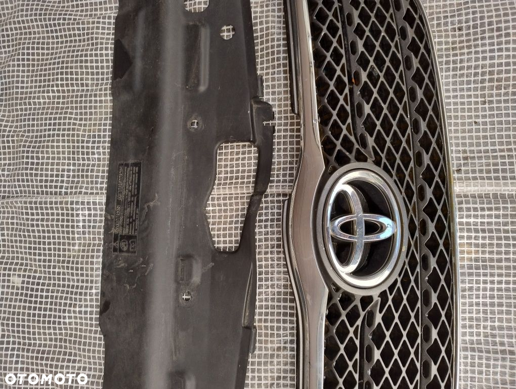 Grill kratka chrom gril atrapa toyota corolla e12 kombi sedan wysyłka - 3