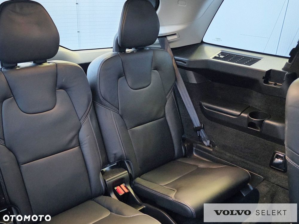 Volvo XC 90 - 17
