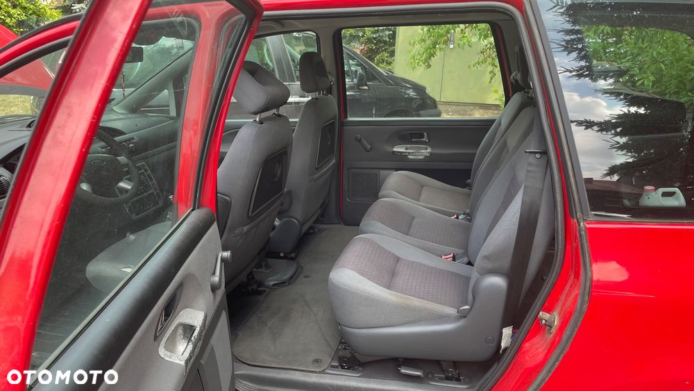 Ford Galaxy 1.9 TDI X - 2