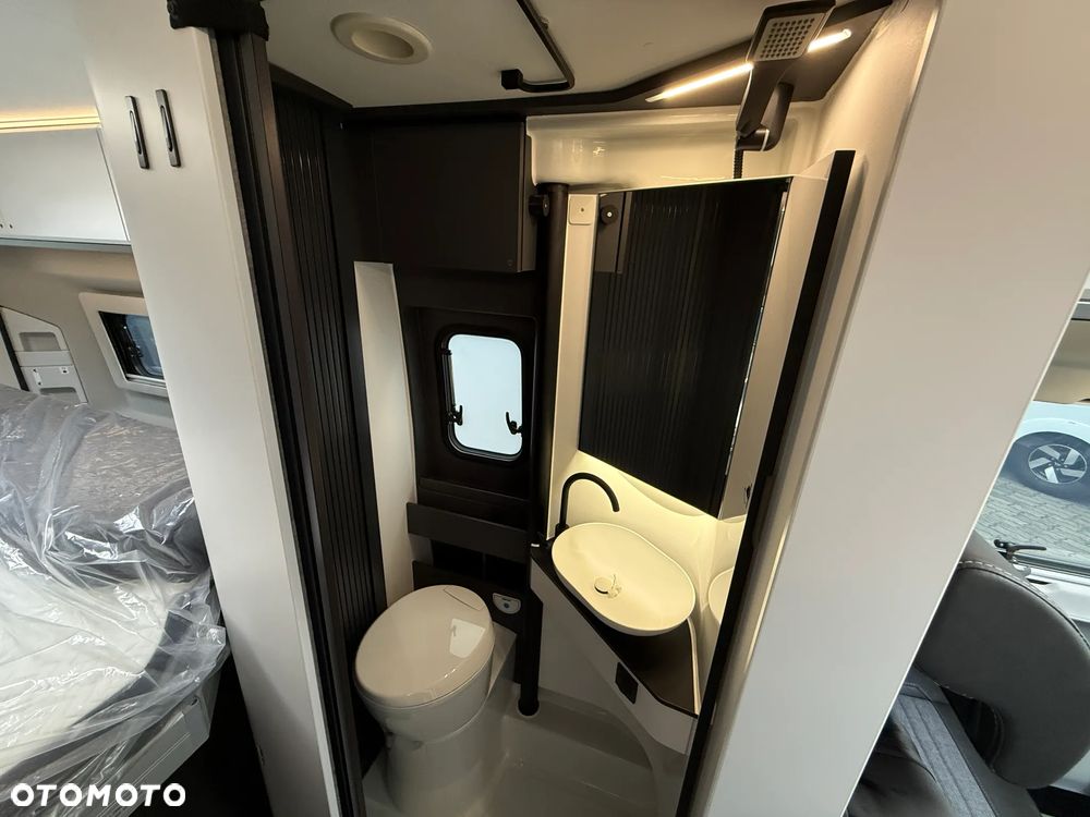 Adria Twin Supreme 640 SGX - 21