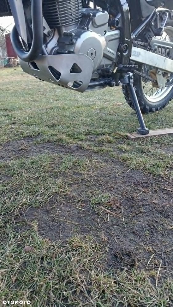 Suzuki DR - 5