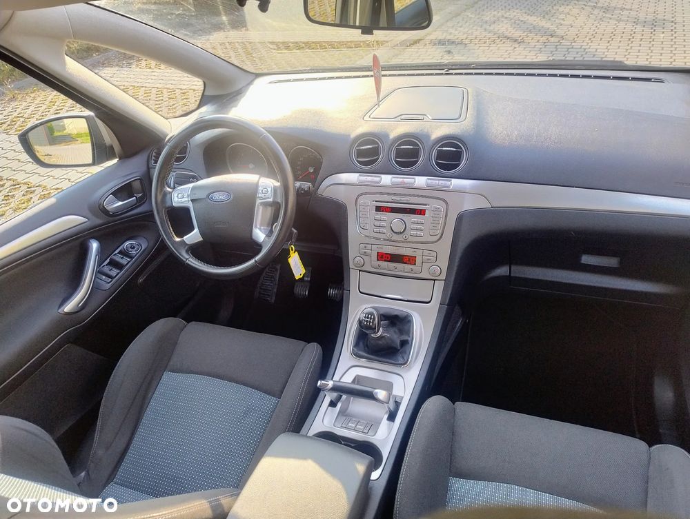 Ford S-Max 2.0 TDCi Trend - 17