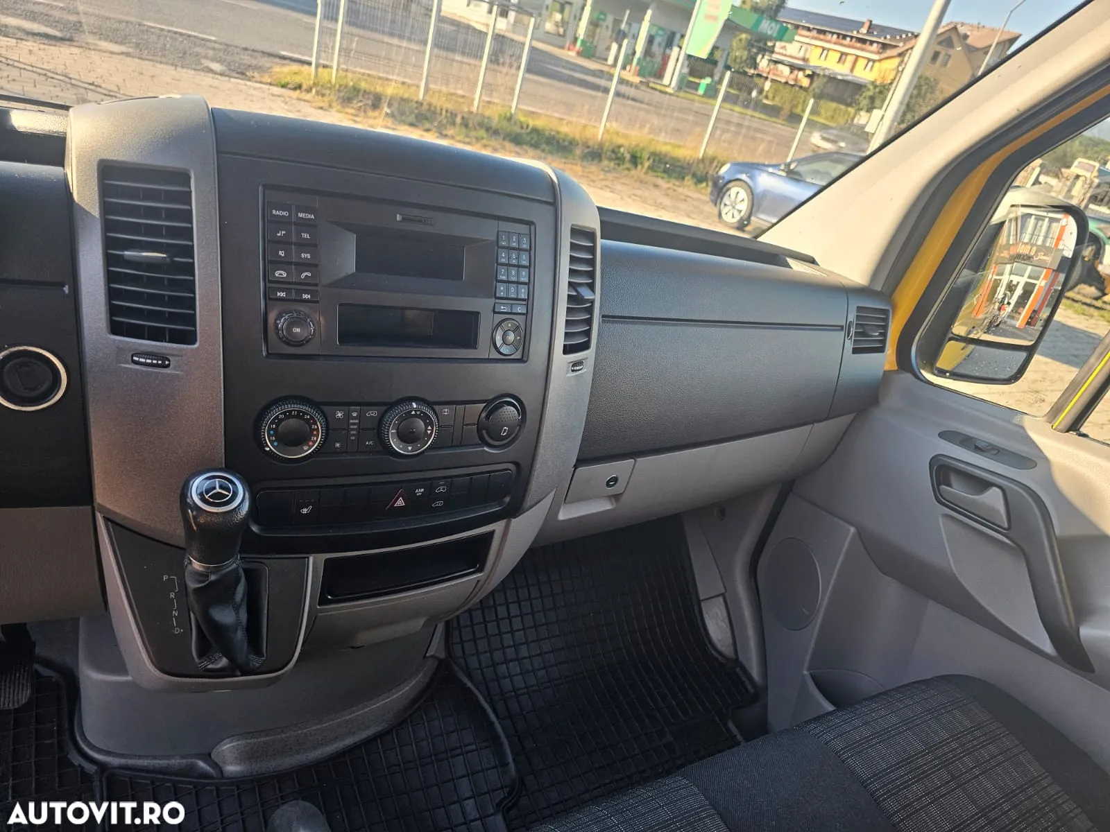 Mercedes-Benz Sprinter 316 CDI MAXI  XXL An 2015 Climă  Cutie Automată Pilot automat Încălzire în scaun șofer - 17