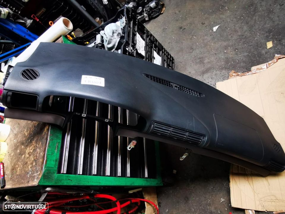 AUDI A4 99 TABLIER TB001 - 2