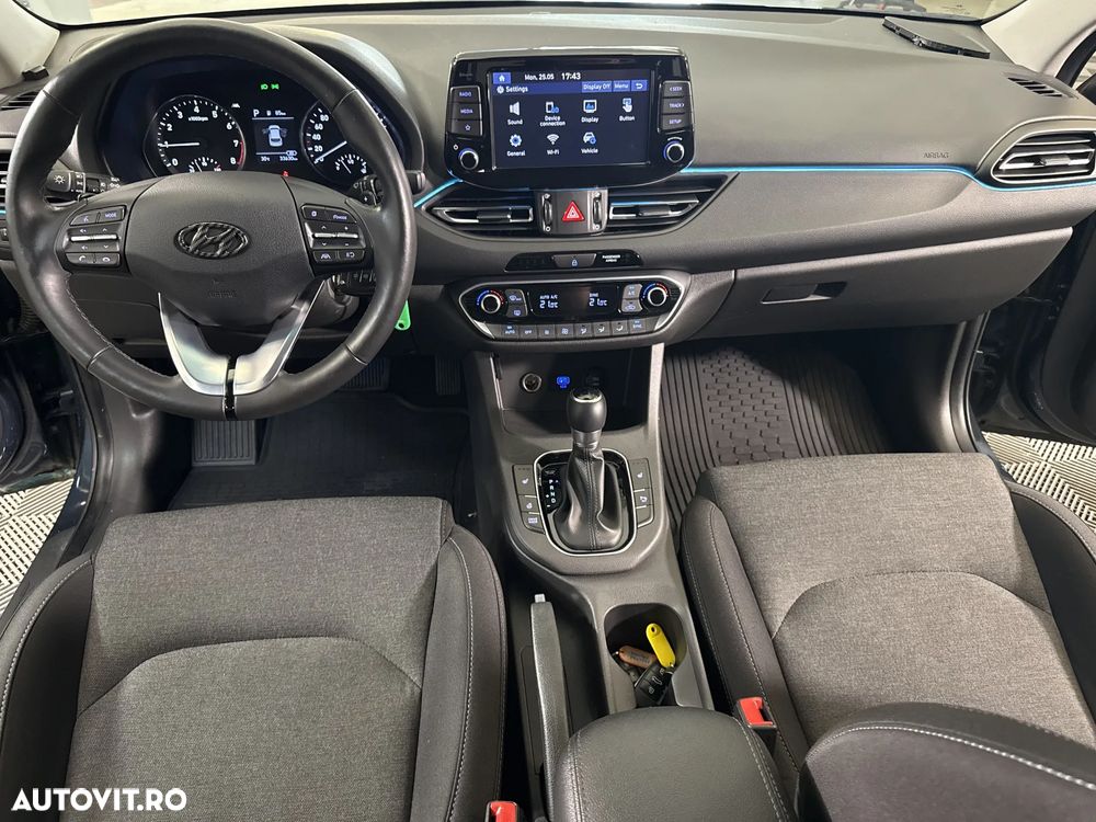 Hyundai i30 - 10
