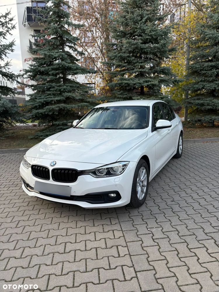 BMW Seria 3 318d - 1