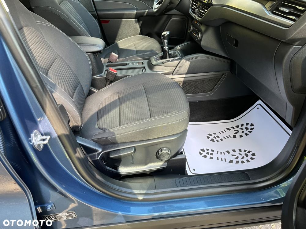 Ford Kuga - 16