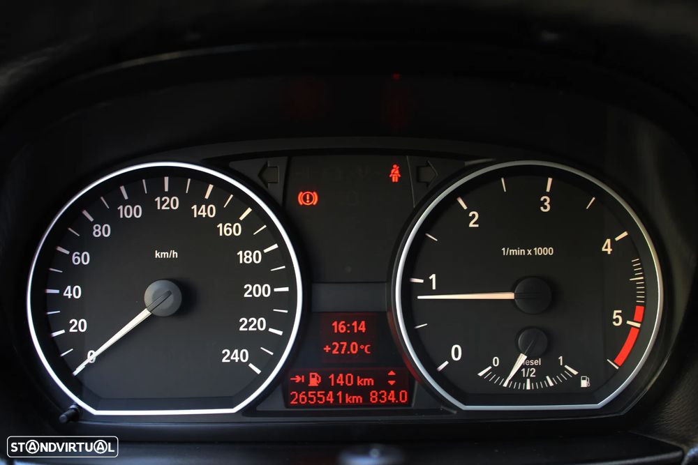 BMW 118 d DPF - 33